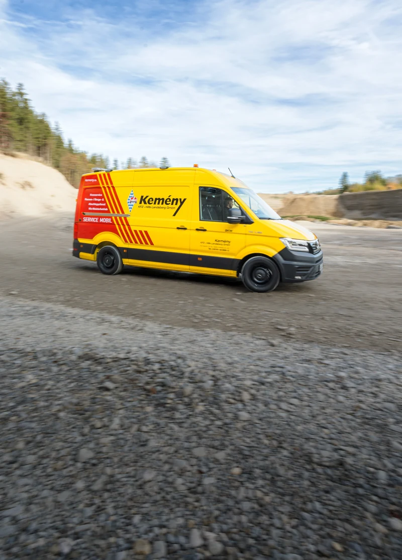 Kemeny KFZ-Hilfe weiteres Servicefahrzeug-Motiv